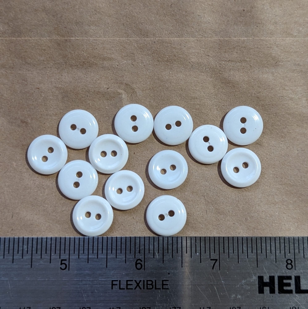 BUTTONS Round White 2-holed slightly concave sloped edge 1/2" (13)